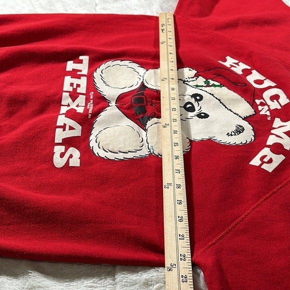 Red Hug Me In Texas 80s Christmas Teddy Bear Vintage Sweatshirt 1987 size XL - Picture 16 of 16